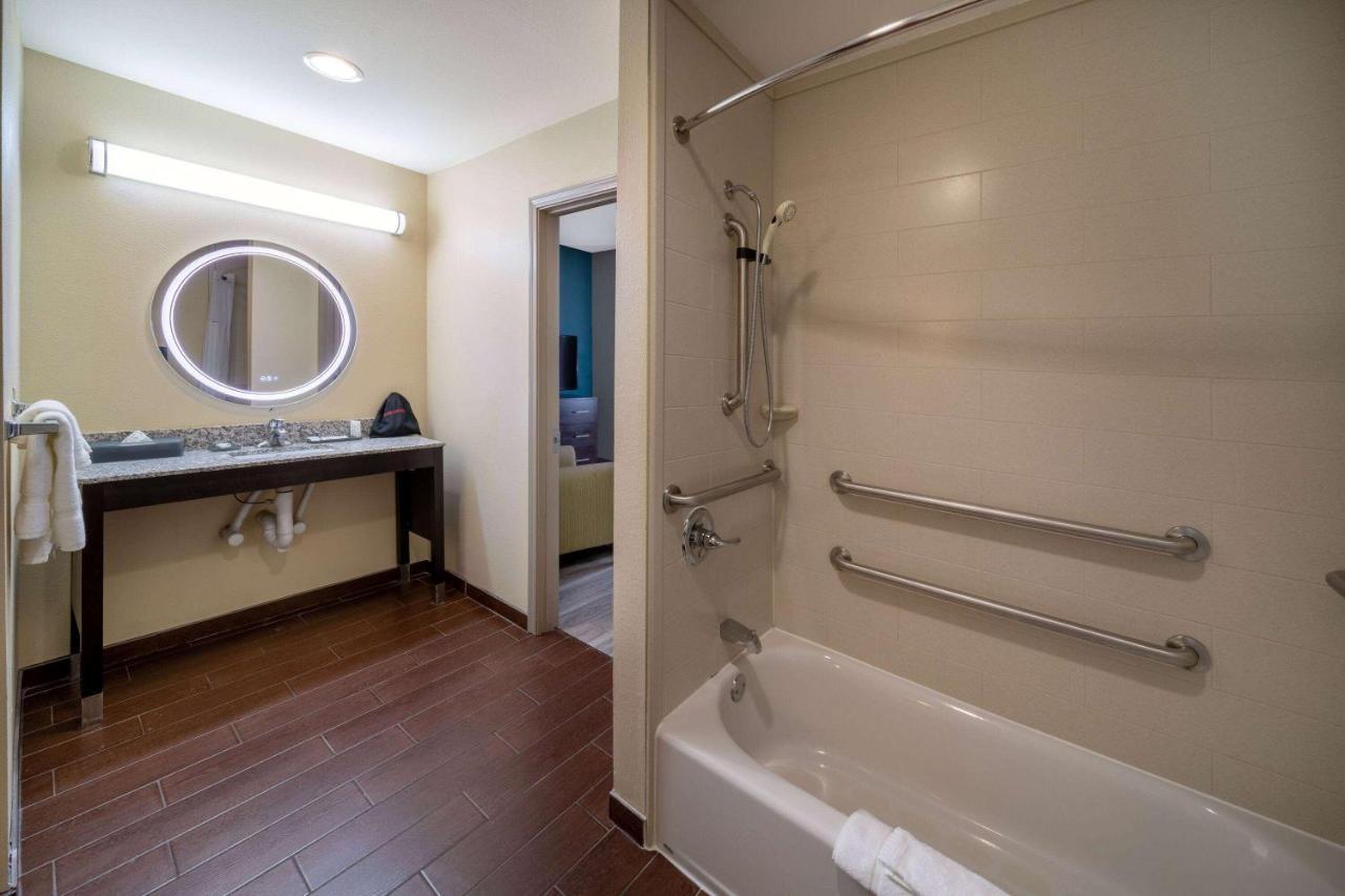 La Quinta Inn & Suites By Wyndham Durant Kültér fotó